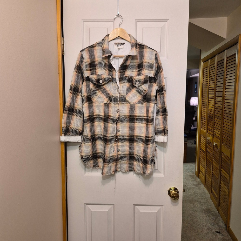 BKE Womens Plaid Shacket Button Front Raw Hem Waffle Texture Shirt Jacket Medium